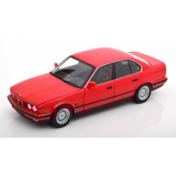 Minichamps 1/18 BMW 5...