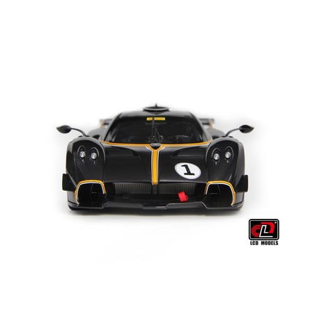 LCD Models 1/18 Pagani Huayra R No.1 2021
