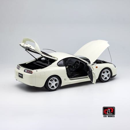 LCD Models 1/18 Toyota Supra MKIV (A80) Coupe 1993 (Car lift and key fob included)
