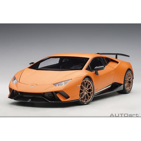 1:18 Lamborghini Huracan Performante (AUTOart)