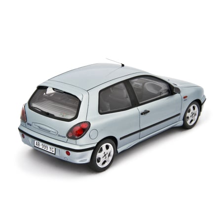 Laudo Racing 1/18 Fiat Bravo 2.0 HGT 1995