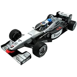 Minichamps 1/18 McLaren...