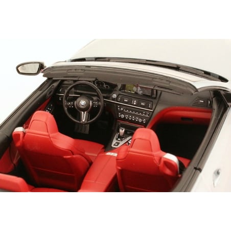 Paragon Models BMW Dealer Pack 1/18 BMW M6 Cabrio F12 2014