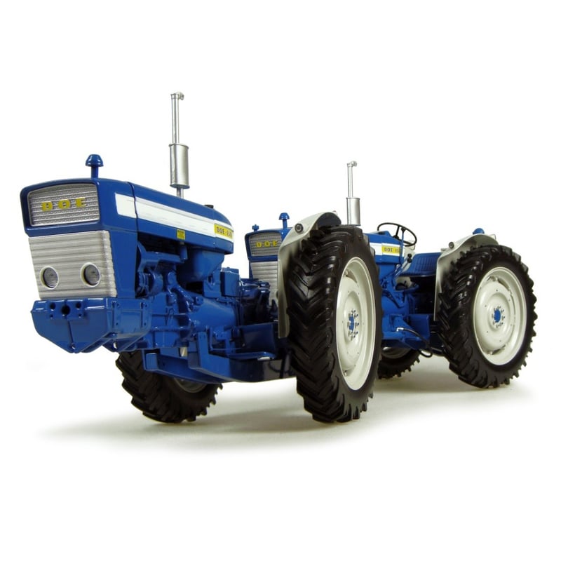 1:16 DOE 130 (Universal Hobbies)