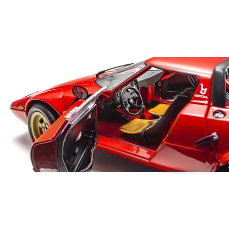 Kyosho 1/18 Lancia Stratos HF 1973