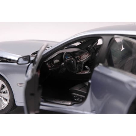 Kyosho 1/18 BMW ActiveHybrid 7 series