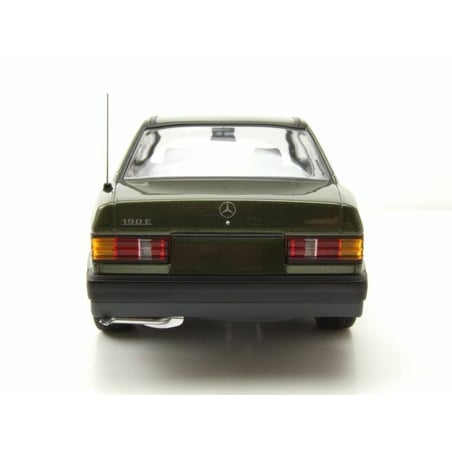 1:18 Mercedes Benz 190E W201 1982