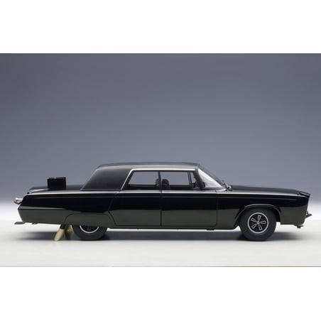 Autoart 1/18  Black Beauty  The Green Hornet Movie 2011