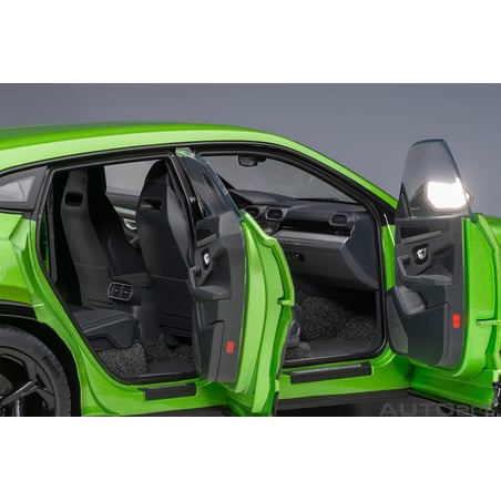 Autoart 1/18 Lamborghini Urus