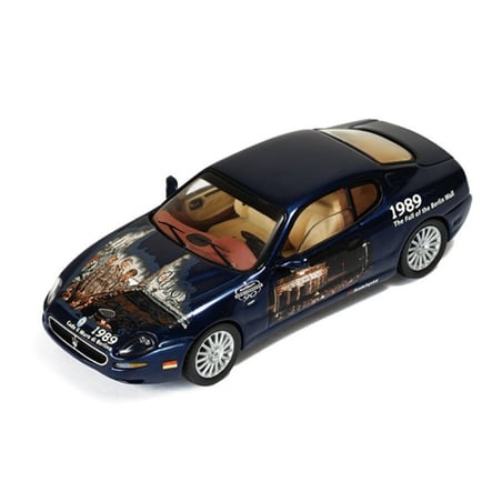 IXO 1/43 Maserati Coupe Cambiocorsa 90th Anniversary The fall of the Berlin Wall 1989 - Caduta Del Muro Di Berlino 1989