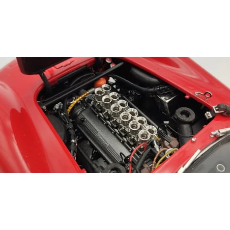 CMC 1/18 Ferrari 250 GTO, 1000km Paris Montlhery, P.+R. Rodriguez, No.1