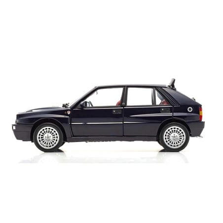Kyosho 1/18 Lancia Delta HF Integrale "Club Italia"