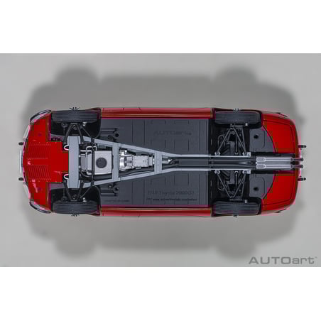 Autoart 1/18 Toyota 2000GT (with metal wire spoke wheels)