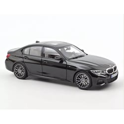 Norev 1/18 BMW 330i 2019
