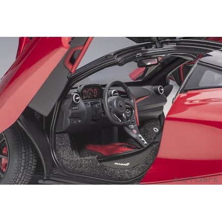 1:18 McLaren 720S