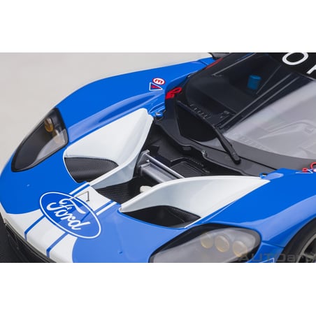 Autoart 1/18 Ford GT GTE Pro Le Mans 24h 2019 No.68 J.Hand/D.Muller/S.Bourdais