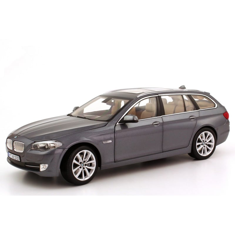 1:18 BMW 550i Break Touring 2010 F11
