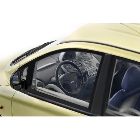 Otto Mobile 1/18  Fiat Multipla 2000