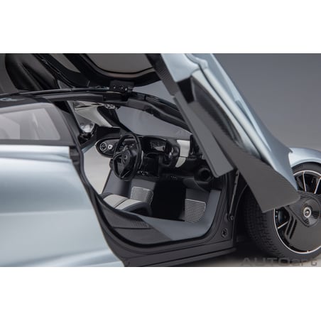 Autoart 1/18 McLaren Speedtail