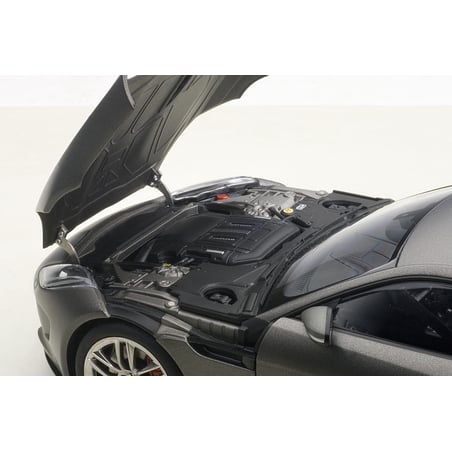 Autoart 1/18 Jaguar F-Type 2015 R Coupe