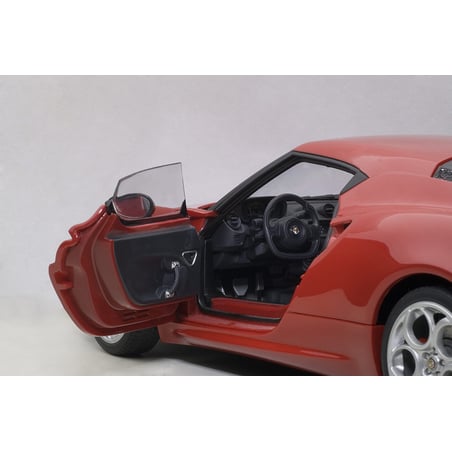 1/18 Alfa Romeo 4C