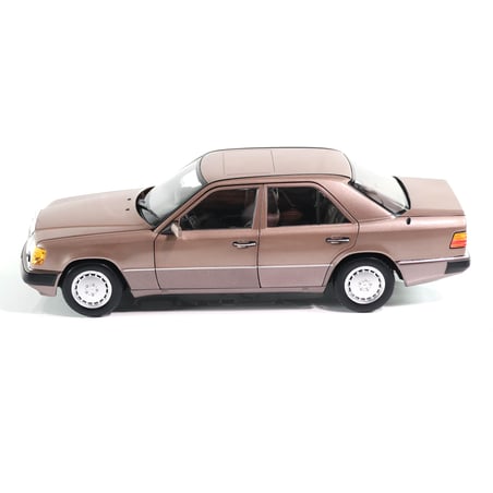 Norev Mercedes Dealer 1/18 Mercedes-Benz 230E (W124) year 1989-1993