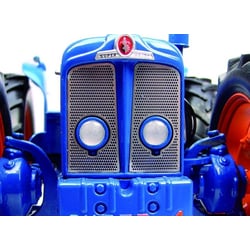 Universal Hobbies 1/16 FordSon County Super 4