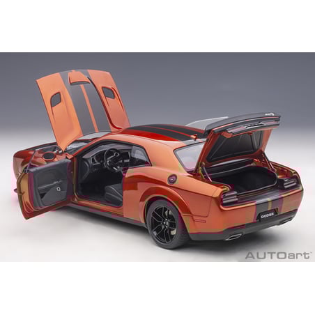 Autoart 1/18 Dodge Challenger SRT Hellcat Widebody 2018