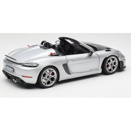 Norev 1/18 Porsche 718 Spyder RS  Weissach Pack 2023