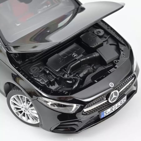 Norev 1/18 Mercedes-Benz A-Class AMG Line 2018