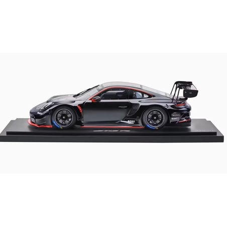 Porsche 911 (992) GT3 R 2022 with Showcase