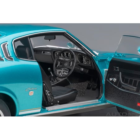Autoart 1/18 Toyota Celica Liftback 2000GT (RA25) 1973