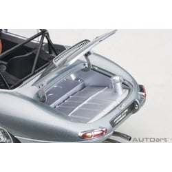 1/18 Jaguar Lightweight E-Type