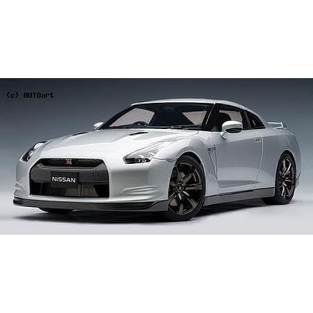 AUTOart 1/12 Nissan Skyline GTR - R35 Premium Edition