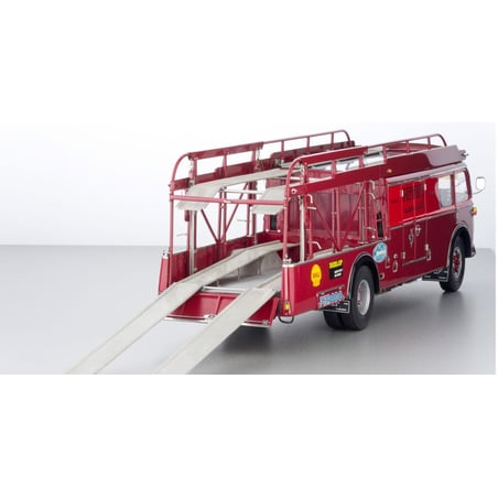 CMC 1/18  Ferrari Racing transporter, Typ Fiat 642 RN2 Bartoletti, 1957