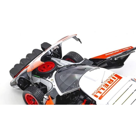 Kyosho 1/18 Lancia Stratos HF No.1 Winner Rallye Hunsrueck 1978, Night Version Walter Röhrl / Christian Geistdörfer