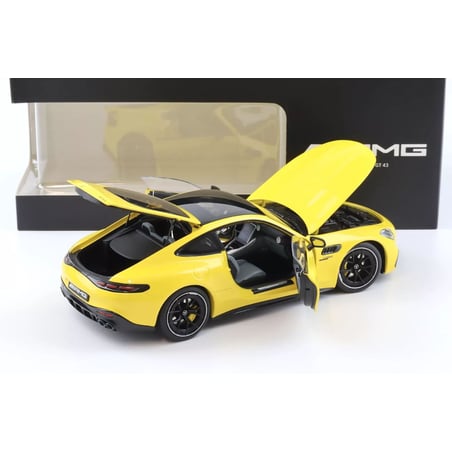 NZG Mercedes Benz Dealer Edition 1/18 Mercedes Benz AMG GT43(C192) 2024