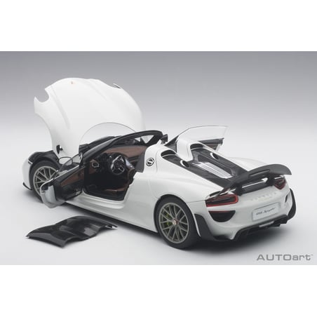 1:18 Porsche 918 Spyder (AUTOart)