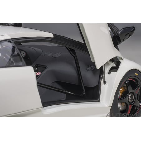 Autoart 1/18 Lamborghini Diablo SV-R