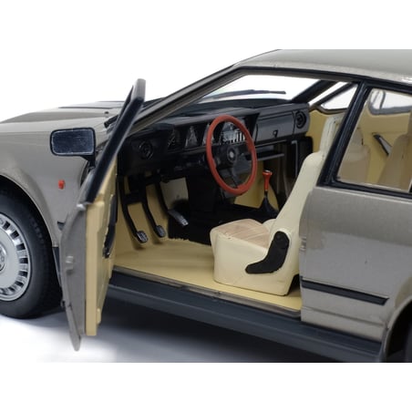 1:18 1:18 ALFA ROMEO GTV 6 1984