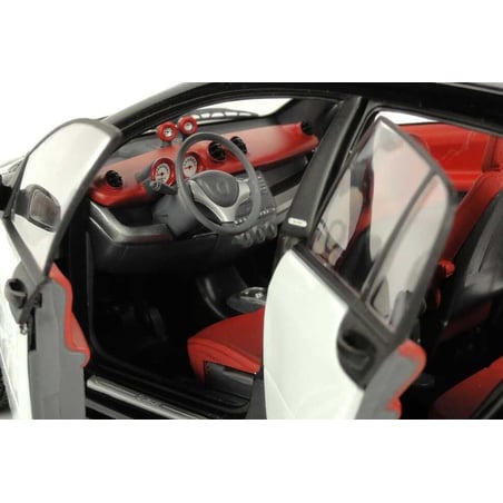 Kyosho 1/18 Smart ForFour