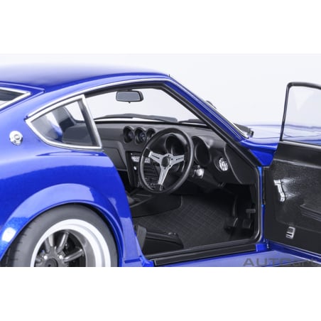 Autoart 1/18 Nissan Fairlady Z (S30) Wangan Midnight “Akuma no Z” Comic (number 1 version)