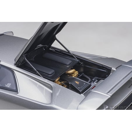 Autoart 1/18 Lamborghini Diablo SE JOTA