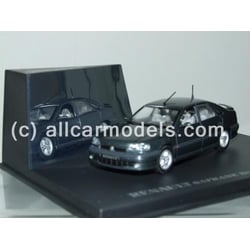 1:43 Renault Safrane...