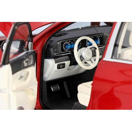 Jadi  Dealer Pack 1/18 Mercedes Benz Maybach GLS 600 4MATIC X167