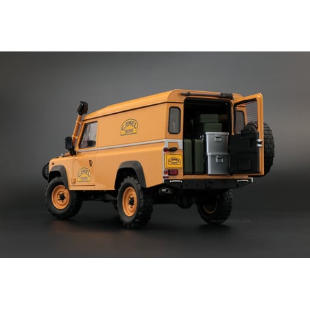 Almost Real 1/18 Land Rover Defender 110 "Camel Trophy" Support Unit Borneo 1985