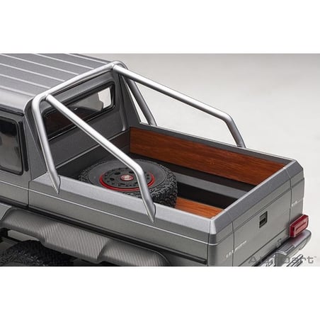 Autoart 1/18 Mercedes Benz G63 6x6