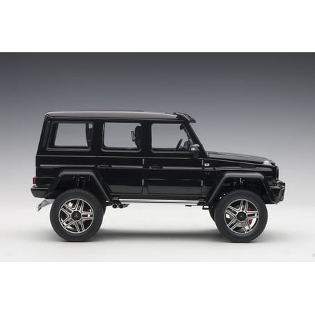 AUTOart 1/18 Mercedes Benz G500 4×4²