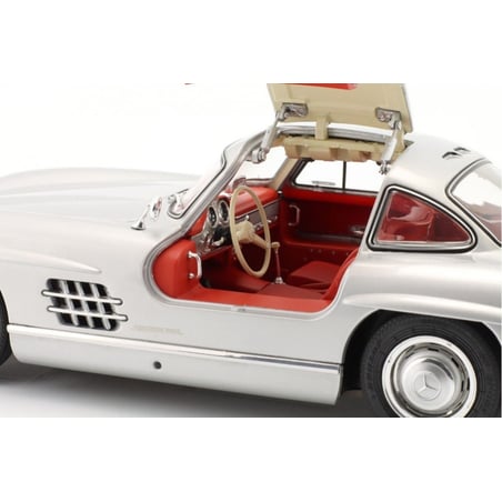 Schuco 1/18 Mercedes Benz 300 SL Coupe Gullwing (W198) 1954