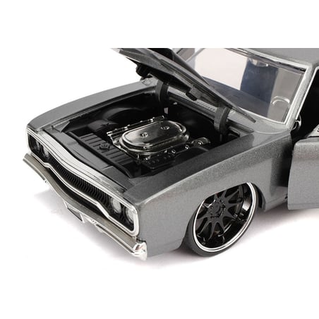 1:24 Dom's Plymouth Road Runner